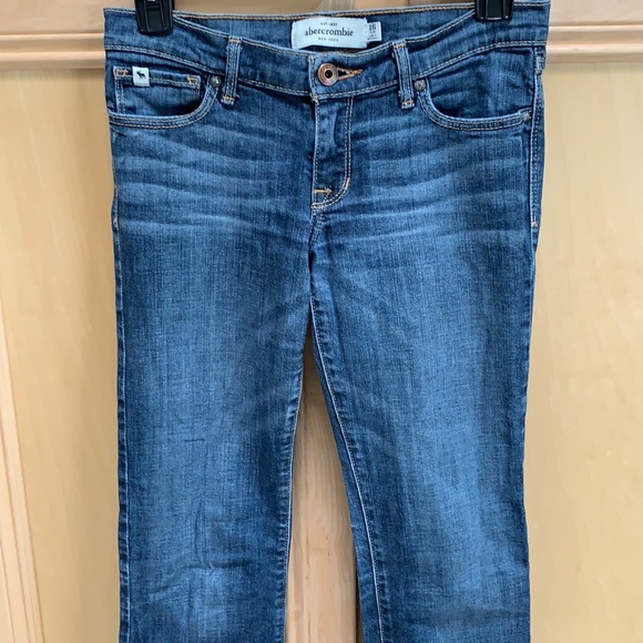 Abercrombie Jeans - Picture 3 of 7